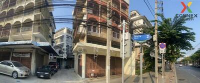 ขาย - 5 - storey apartment Itsaraphap Road Soi 2 อพาร์ทเมน 5 ชั้น ถนน อิสรภาพ ซอย 2, กรุงเทพ