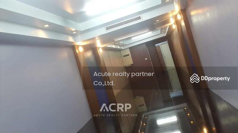 For Sale - Selling office space at the best price in the Ratchadaphisek area., Bangkok