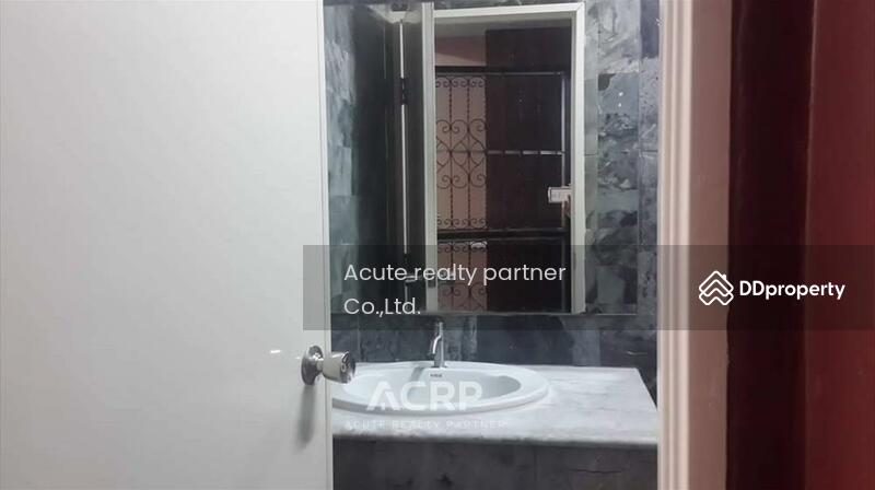 For Sale - Selling office space at the best price in the Ratchadaphisek area., Bangkok