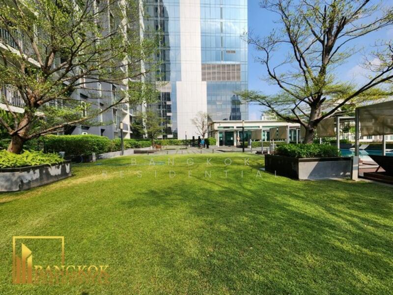 Siri At Sukhumvit, Bangkok, 902 Sukhumvit Road, Phra Kanong, Khlong Toei, Bangkok, 2 Bedrooms, 69 sqm, Condo For Rent, by Bangkok Residential, 11663420 - DDproperty.com