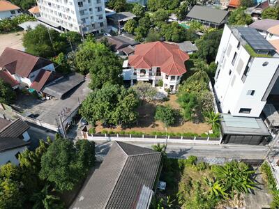 ขาย - ขายบ้านพักอาศัย 2 ชั้น เนื้อที่ 275 ตร.ว ซอยประสาทสุข เขตยานนาวา กรุงเทพ, กรุงเทพ