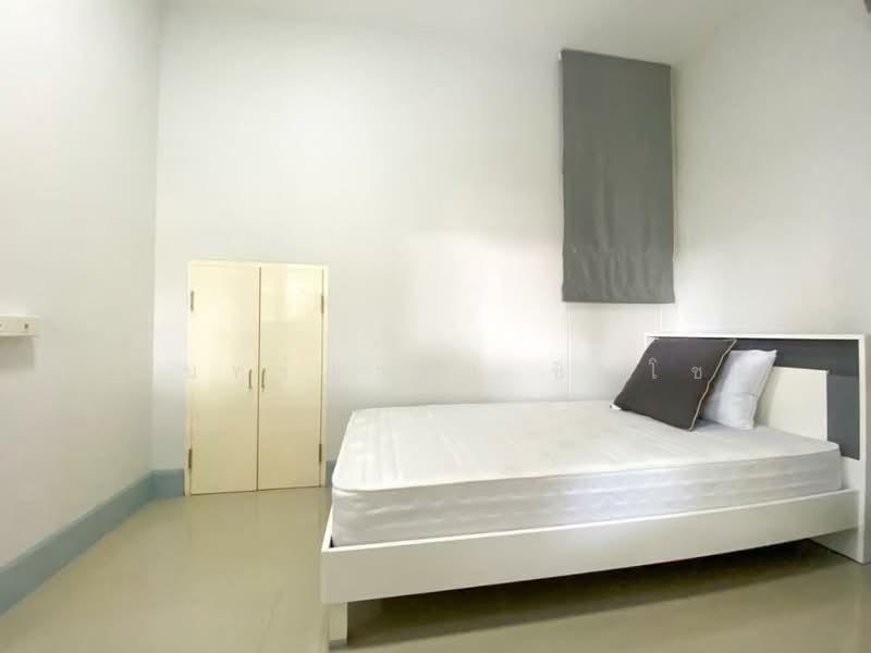 Neighborhome Watcharaphon, Bangkok, Sukhaphiban 5, Sam Wa Tawan Ok, Khlong Sam Wa, Bangkok, 4 Bedrooms, 150 sqm, Single Detached House For Rent, by ปรินทร์ญาดา ชิณโชติ, 11664791 - DDproperty.com