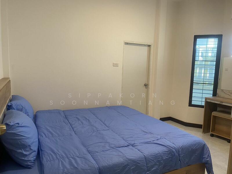 For Sale - A 2-bedroom 2-bathroom house for sale in Rawai, Phuket, Phuket