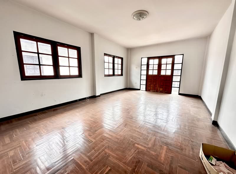 Baan Wisetsuknakron 15, Bangkok, Pracha Uthit Road, Thung Khru, Bangkok, 4 Bedrooms, 224 sqm, Single Detached House For Sale, by Kris Kajarin, 11665393 - DDproperty.com
