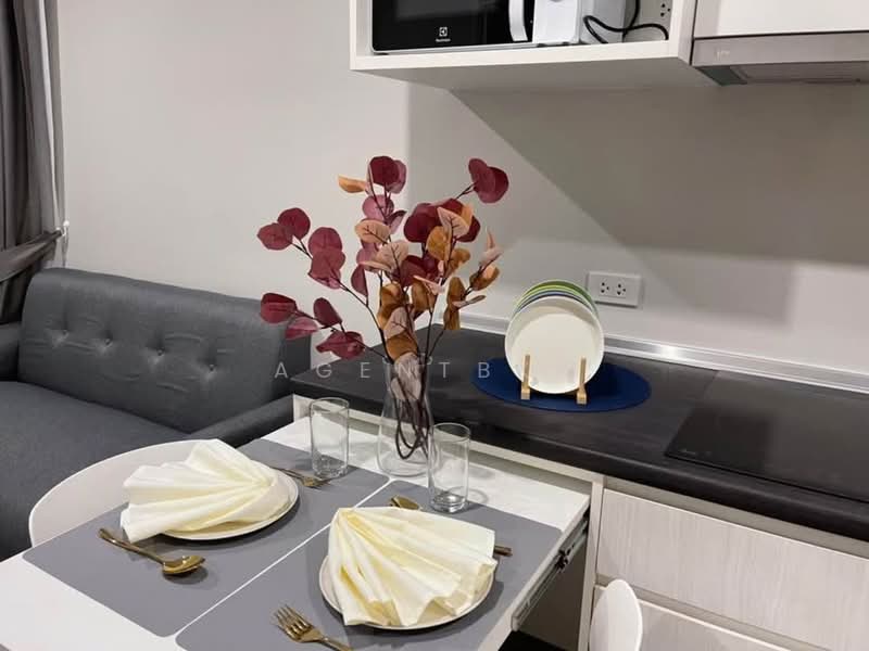 Rich Park @ Triple Station, Bangkok, 591 Srinakarin Road, Suan Luang, Suan Luang, Bangkok, 1 Bedroom, 30 sqm, Condo For Rent, by Agentbkk, 11665537 - DDproperty.com