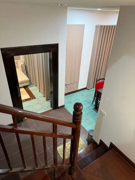 For rent single house 2 flr 90 sq.wa 4 bed 4 bath 3 aircon 3-4 carpark near BTS Punnawithee 1.8 Km, Bangkok, 18 สุขุมวิท101, Bang Chak, Phra Khanong, Bangkok, 3 Bedrooms, 250 sqm, Single Detached House For Rent, by Khun Aranya, 11666084 - DDproperty.com