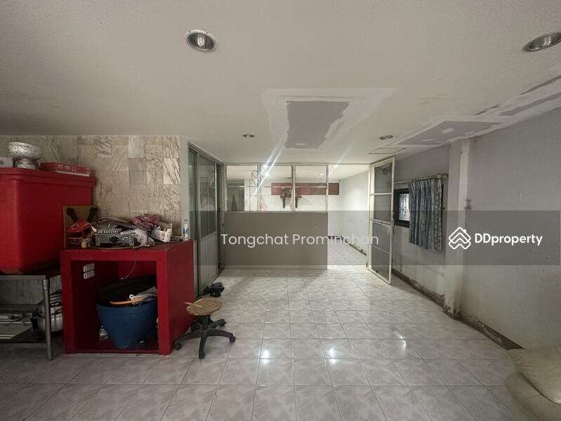 ให้เช่า - สแตนด์อะโลนให้เช่า แบริ่ง: standalone for rent baering, สมุทรปราการ