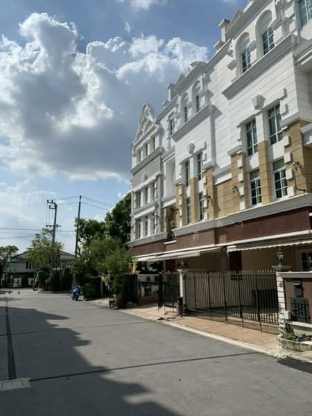 Plus City Park Sukhumvit 101/1 : พลัส ซิตี้ พาร์ค สุขุมวิท 101/1, กรุงเทพ, 6 ซอย วชิรธรรมสาธิต 31, บางจาก, พระโขนง, กรุงเทพ, 240 ตร.ม., ทาวน์เฮ้าส์ ให้เช่า, โดย ปรินทร์ญาดา ชิณโชติ, 11666378 - DDproperty.com