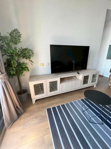 Noble BE33, Bangkok, 19 Soi Sukhumvit 33, Khlong Tan Nua, Watthana, Bangkok, 2 Bedrooms, 58 sqm, Condo For Rent, by The Right Estate Co,.Ltd., 11666449 - DDproperty.com