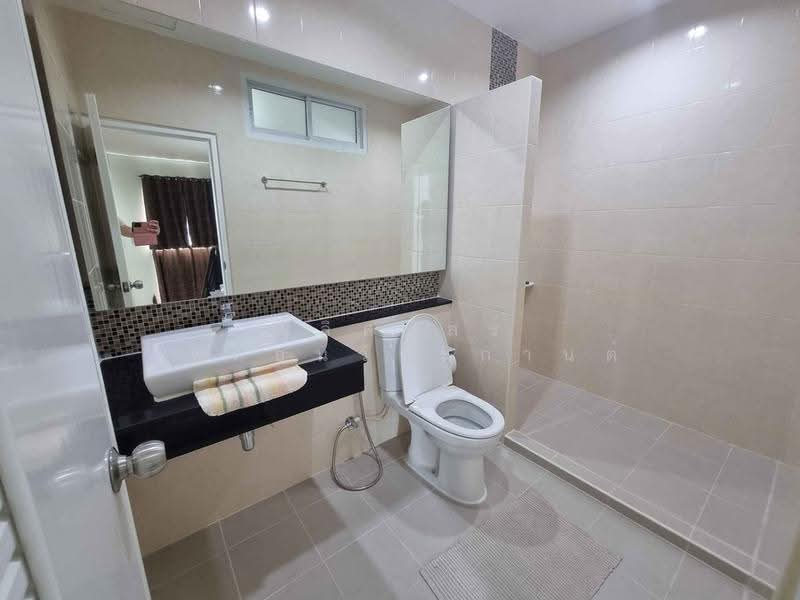 มาอีกหลังครับใครหาพิกัดจอหอ แอร์ทั้งหลัง5ตัว ครบทุกห้อง บ้านตรงข้ามปตท.ทางไปโคกสูง, Nakhon Ratchasima, Khok Sung, Muang Nakhon Ratchasima, Nakhon Ratchasima, 3 Bedrooms, 168 sqm, Single Detached House For Rent, by พลิศภัสร์ โชคธนวีระกานต์, 11667735 - DDproperty.com