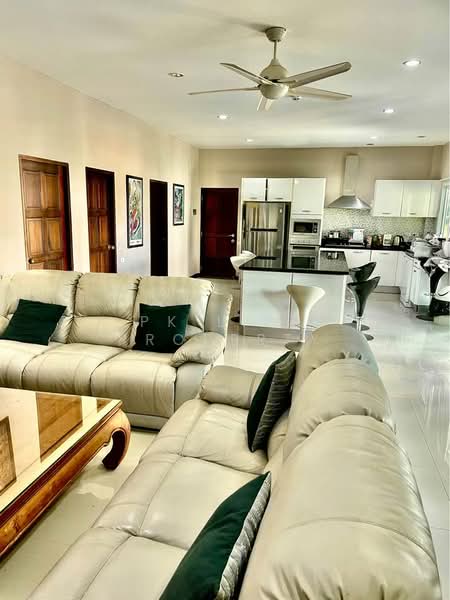 7R0838 Pool villa for rent 5 bedroom 5 bathroom 95,000/month at rawai have fully furnished, Phuket, Rawai, Muang Phuket, Phuket, 5 Bedrooms, 280 sqm, Villa For Rent, by PK LIFE Property, 11668155 - DDproperty.com