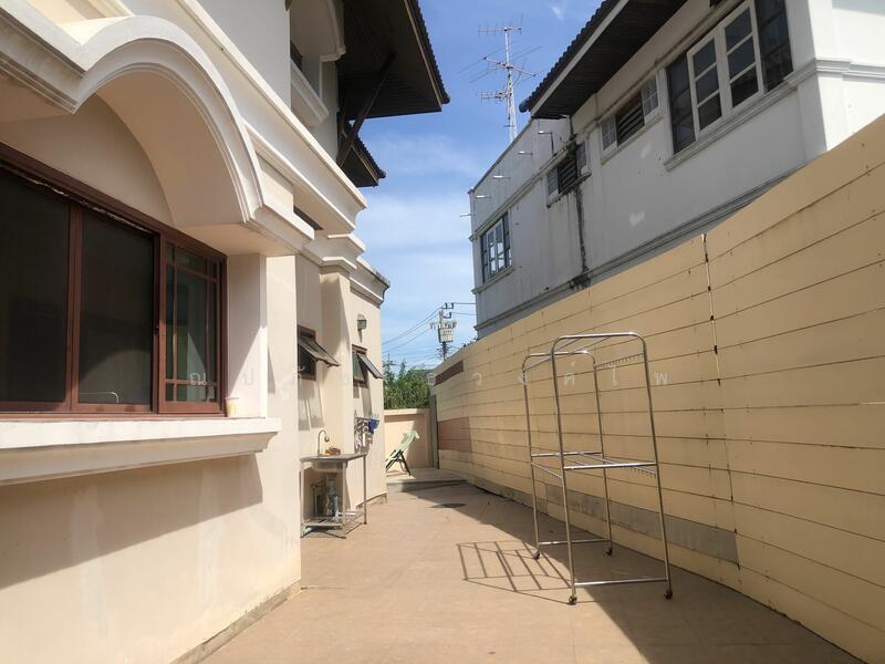 ขายด่วน! บ้านเดี่ยว 2 ชั้นครึ่ง(หลังมุม)มบ.พัฒนาสุข ซ.เทพารักษ์ 96 สมุทรปราการ, สมุทรปราการ, เทพารักษ์ ซ.96 สมุทรปราการ, บางเมือง, เมืองสมุทรปราการ, สมุทรปราการ, 240 ตร.ม., บ้านเดี่ยว ขาย, โดย ณปภัช ธวงค์ไพ, 11668716 - DDproperty.com
