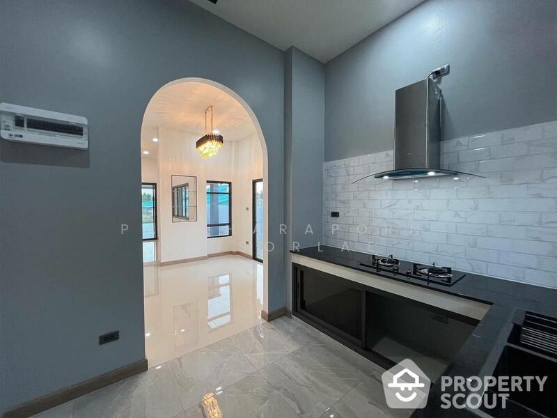 For Sale - Pong, Chon Buri (Pattaya)