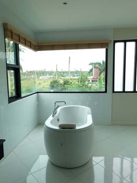 2R0303 Pool villa for rent 4 bedroom 4 bathroom 90,000/month at Cherngtalay have fully furnished, Phuket, Choeng Thale, Thalang, Phuket, 4 Bedrooms, 400 sqm, Villa For Rent, by PK LIFE Property, 11669180 - DDproperty.com