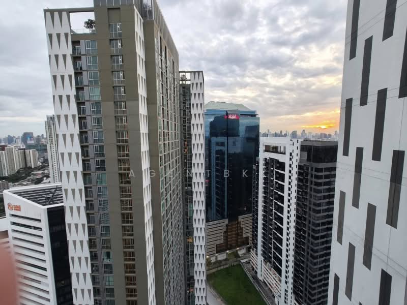 Noble Revolve Ratchada, Bangkok, 38 Ratchadapisek Road, Huai Khwang, Bangkok, 1 Bedroom, 27 sqm, Condo For Rent, by Agentbkk, 11669809 - DDproperty.com