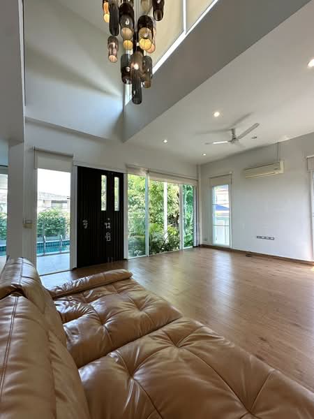 Pool Villa Ladprao - Chock Chai 4, Bangkok, Lat Phrao, Lat Phrao, Bangkok, 3 Bedrooms, 300 sqm, Single Detached House For Rent, by ปรินทร์ญาดา ชิณโชติ, 11669932 - DDproperty.com
