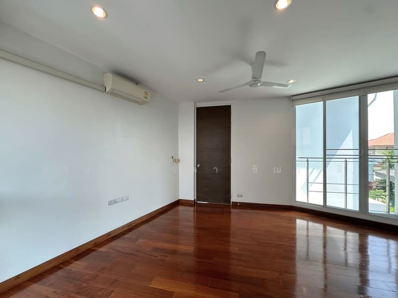 Pool Villa Ladprao - Chock Chai 4, Bangkok, Lat Phrao, Lat Phrao, Bangkok, 3 Bedrooms, 300 sqm, Single Detached House For Rent, by ปรินทร์ญาดา ชิณโชติ, 11669932 - DDproperty.com