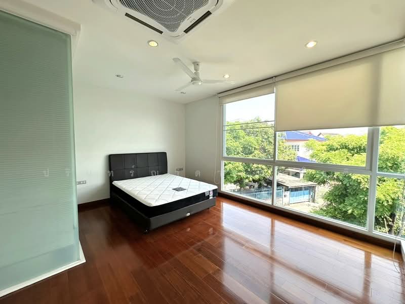 Pool Villa Ladprao - Chock Chai 4, Bangkok, Lat Phrao, Lat Phrao, Bangkok, 3 Bedrooms, 306 sqm, Villa For Rent, by ปรินทร์ญาดา ชิณโชติ, 11669943 - DDproperty.com
