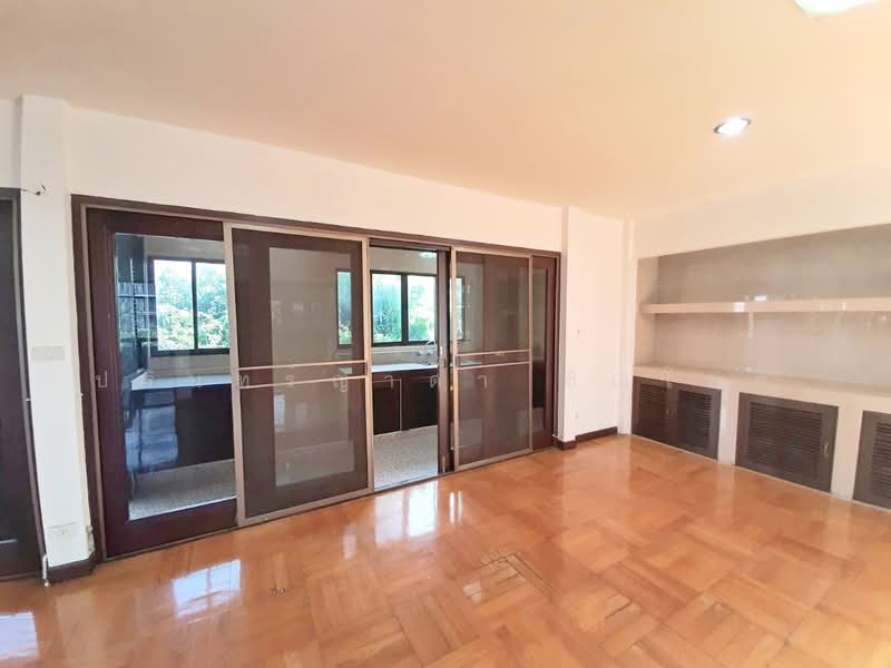 House Sukhumvit Phromphong - Thonglor, Bangkok, Khlong Tan Nua, Watthana, Bangkok, 5 Bedrooms, 350 sqm, Townhouse For Rent, by ปรินทร์ญาดา ชิณโชติ, 11670067 - DDproperty.com