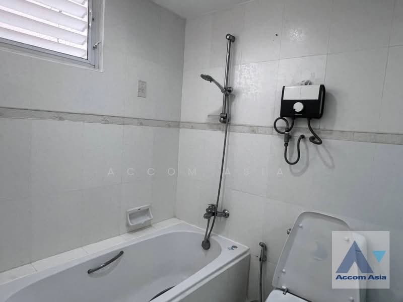 Tai Ping Towers, Bangkok, 582 Soi Sukhumvit 63, Khlong Tan Nua, Watthana, Bangkok, 4 Bedrooms, 252 sqm, Condo For Rent, by Accom Asia, 11670319 - DDproperty.com