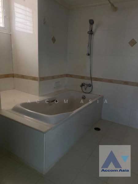 Tai Ping Towers, Bangkok, 582 Soi Sukhumvit 63, Khlong Tan Nua, Watthana, Bangkok, 4 Bedrooms, 252 sqm, Condo For Rent, by Accom Asia, 11670337 - DDproperty.com