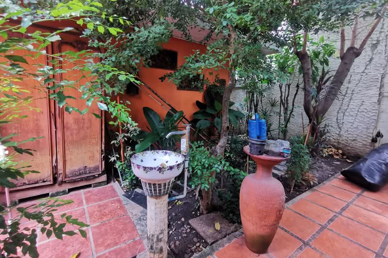 บ้านสวย 2 หลัง บนที่ดิน 2 แปลงติดกัน พร้อมอยู่ ใจกลางเมือง ใกล้สถานีกลางบางซื่อ, Bangkok, Bang Sue, Bang Sue, Bangkok, 4 Bedrooms, 240 sqm, Single Detached House For Sale, by BJ บิ๊กจิ๋ว, 11670515 - DDproperty.com