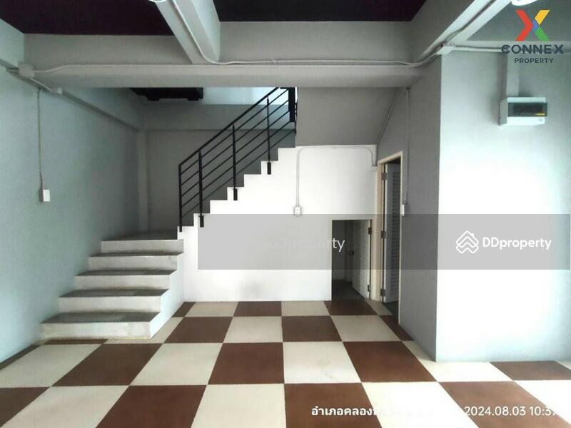For Sale - Baan Rajthanee, Pathum Thani