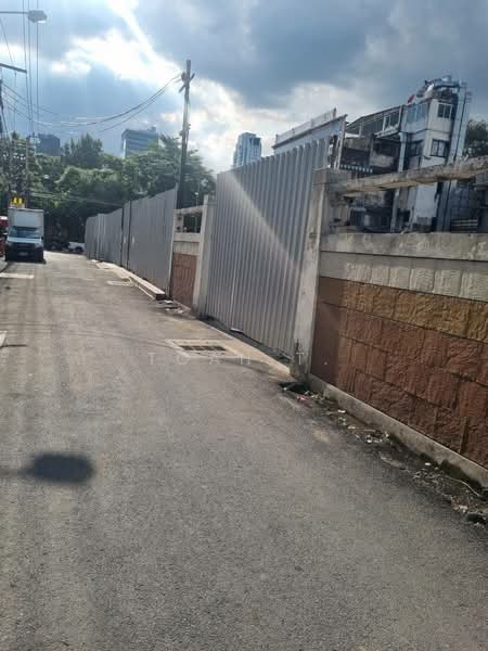 ขายที่ดิน เอกมัย สุขุมวิท : Land for sale, Ekkamai, Sukhumvit, กรุงเทพ, พระโขนงเหนือ, วัฒนา, กรุงเทพ, 3,068 ตร.ม., ที่ดิน ขาย, โดย TOAH T., 11670893 - DDproperty.com