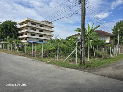 ขาย - ที่ดินแปลงมุมสวย รามอินทรา 42 แยก 4 ใกล้ทางขึ้นสถานี MRT รามอินทรา กม.6, กรุงเทพ