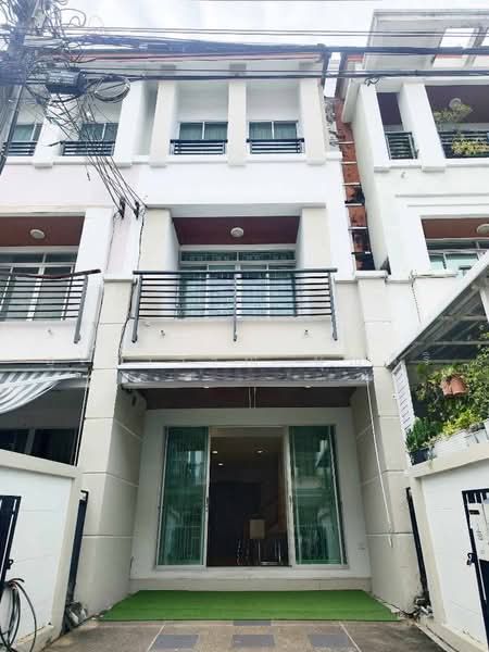 Baan Klang Muang The Paris Rama 9-Ramkamhaeng : บ้านกลางเมือง เดอะ ปารีส พระราม 9-รามคำแหง, กรุงเทพ, ถนนกรุงเทพกรีฑา, หัวหมาก, บางกะปิ, กรุงเทพ, 115 ตร.ม., ทาวน์เฮ้าส์ ให้เช่า, โดย อุไลวรรณ บุญศิริ, 11673259 - DDproperty.com