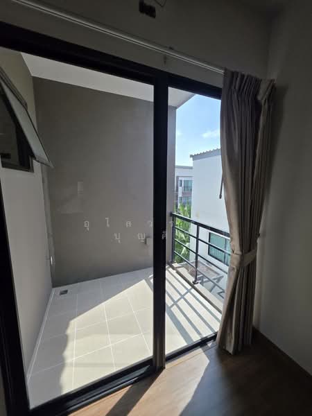 Baan Klang Muang Srinakarin – Onnut, Bangkok, 174 Soi On Nut 70/1, Prawet, Prawet, Bangkok, 3 Bedrooms, 160 sqm, Townhouse For Rent, by Ulaiwan Boonsiri, 11673457 - DDproperty.com