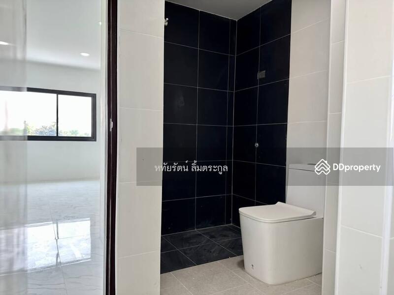 For Sale - New 3-storey commercial building next to the main road 108, Chiang Mai-Hod., Chiang Mai