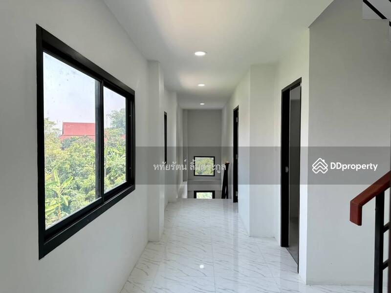 For Sale - New 3-storey commercial building next to the main road 108, Chiang Mai-Hod., Chiang Mai
