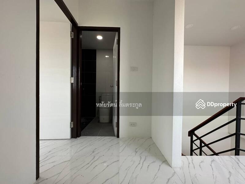 For Sale - New 3-storey commercial building next to the main road 108, Chiang Mai-Hod., Chiang Mai