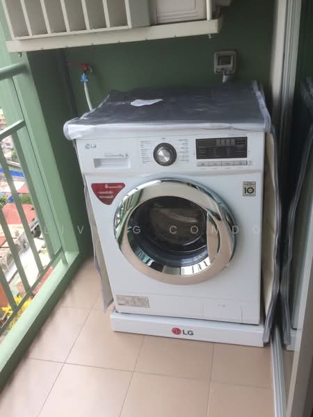 Lumpini Place Srinakarin-Huamak Station, Bangkok, Srinakarin Road, Suan Luang, Bangkok, 1 Bedroom, 33 sqm, Condo For Rent, by Living Condo, 11673932 - DDproperty.com