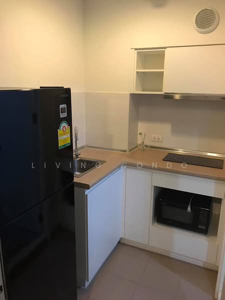 Lumpini Place Srinakarin-Huamak Station, Bangkok, Srinakarin Road, Suan Luang, Bangkok, 1 Bedroom, 33 sqm, Condo For Rent, by Living Condo, 11673932 - DDproperty.com