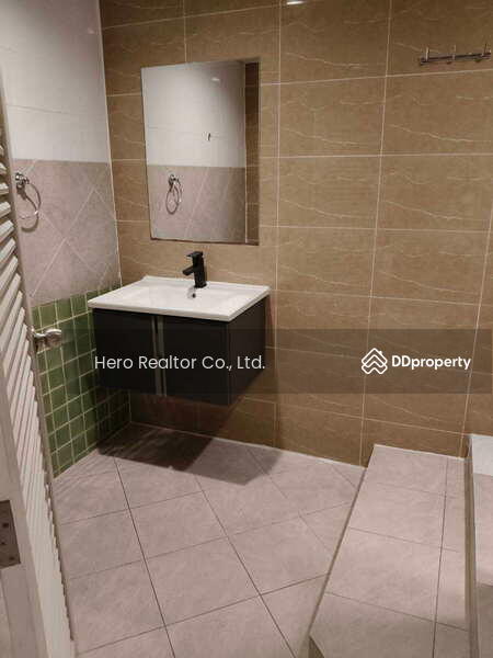 ให้เช่า - For Rent Bangkok Retail Sukhumvit Road BTS Asok Watthana BRE23211, กรุงเทพ