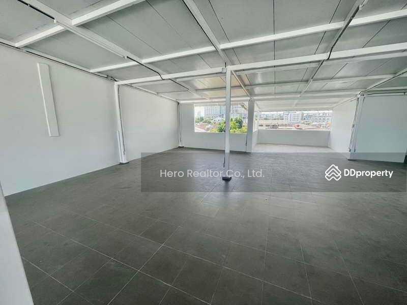 ให้เช่า - For Sale or Rent Bangkok Home Office Ramkhamhaeng Road Bang Kapi BRE23215, กรุงเทพ