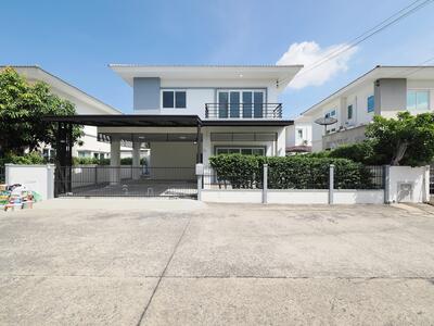 ขาย - ขายราคาพิเศษ บ้านเดี่ยว 2 ชั้น ม.คุณาลัย คอร์ทยาร์ด ขนาด 50.8 ตร.ว. 3นอน 3น้ำ บ้านหลังใหญ่, นนทบุรี