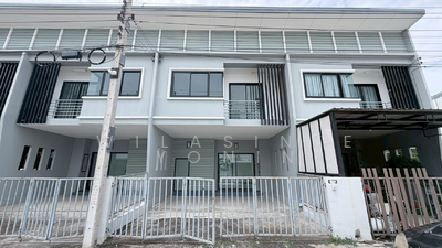 ขาย - Baan Lapawan 23 : บ้านลภาวัน 23 ติดถนนใหญ่ 345-ราชพฤกษ์, นนทบุรี