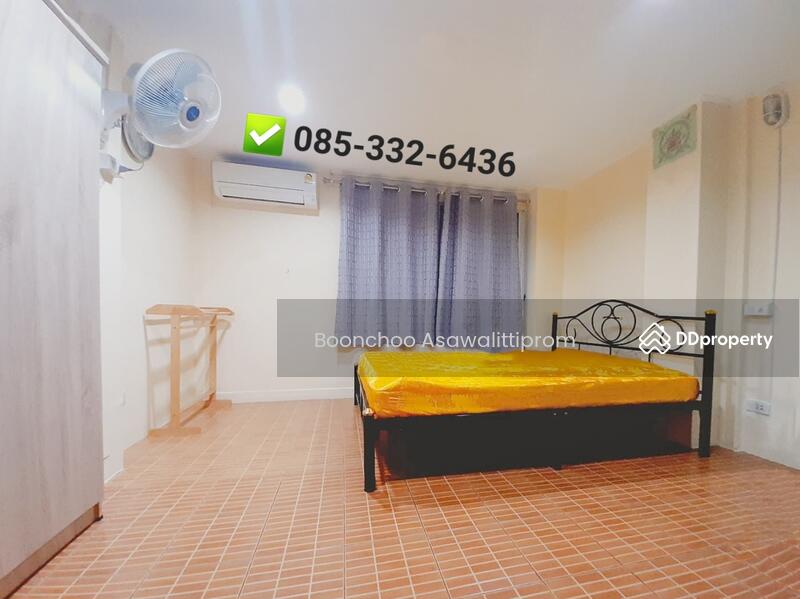 ขาย - ขายทาวน์โฮม 3 ชั้น หมู่บ้านบุษราคัมริมน้ำ ปิ่นเกล้า ทำเลดี, กรุงเทพ