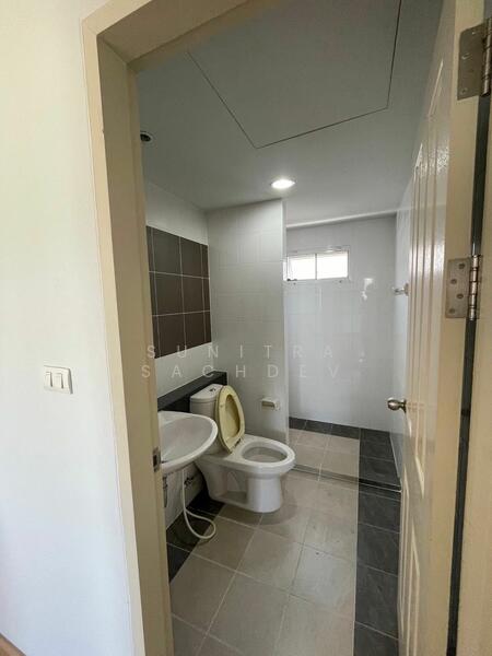 Trendy Tara Romklao, Bangkok, Romklao, Minburi, Minburi, Min Buri, Min Buri, Bangkok, 3 Bedrooms, 235 sqm, Single Detached House For Rent, by Sunitra Sachdev, 11677799 - DDproperty.com