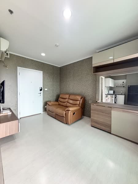 Aspire Erawan, Samut Prakan, Sukhumvit, Pak Nam, Muang Samut Prakarn, Samut Prakan, 1 Bedroom, 36 sqm, Condo For Rent, by เชอ พร็อพ, 11677862 - DDproperty.com