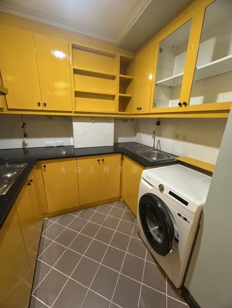 Sukhumvit Park, Bangkok, 27 Soi Sukhumvit 10, Khlong Toei, Bangkok, 2 Bedrooms, 75 sqm, Condo For Rent, by Agentbkk, 11678570 - DDproperty.com