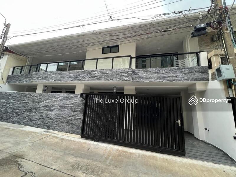 ให้เช่า - Townhouse in Sukhumvit 26, กรุงเทพ