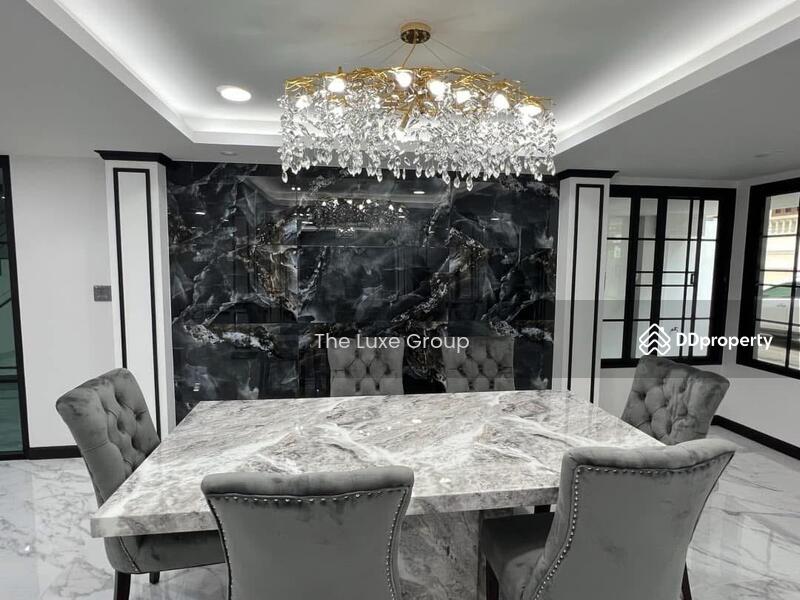 ให้เช่า - Townhouse in Sukhumvit 26, กรุงเทพ