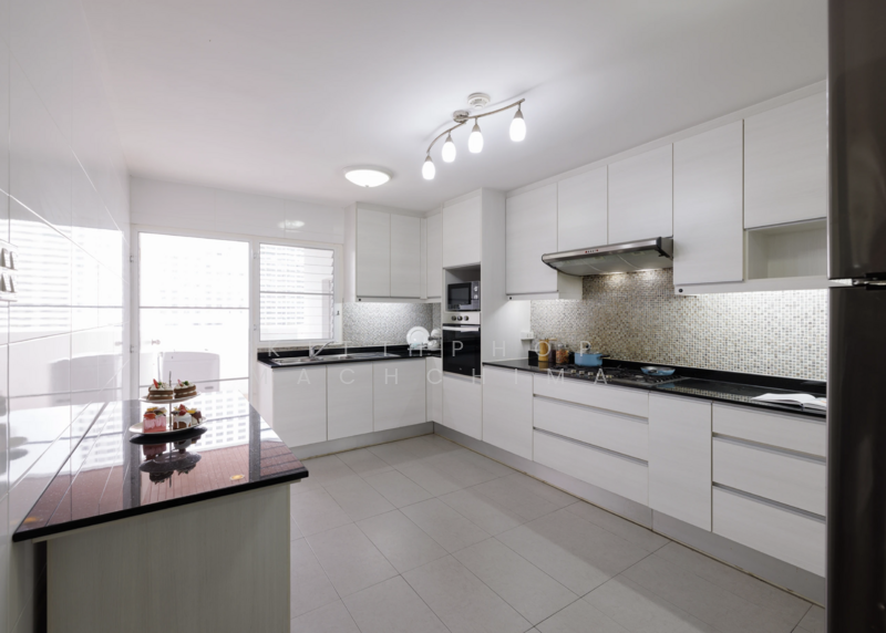 Apartment Unit for Rent, Pet friendly 3 beds 250 sq.m., Bangkok, Khlong Toei, Khlong Toei, Bangkok, 3 Bedrooms, 250 sqm, Apartment For Rent, by Kittiphop Machchima, 11679218 - DDproperty.com