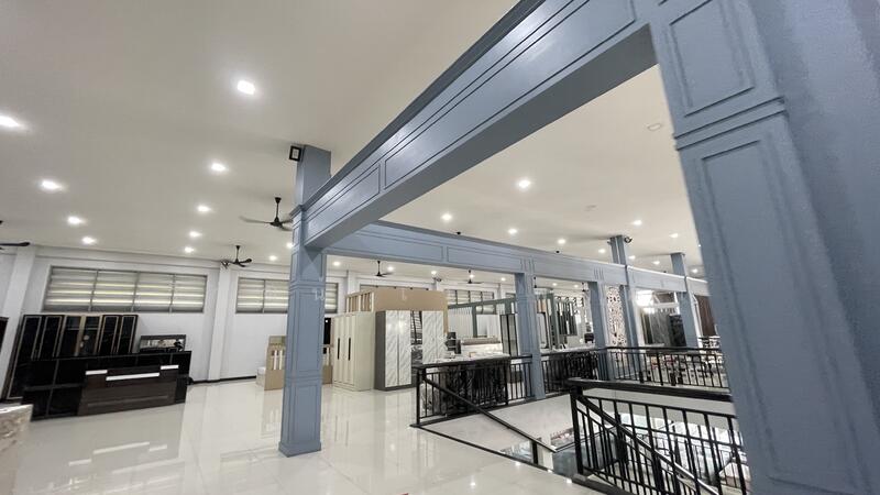 For Sale - Showroom for Sale at Bangpakong, Chachoengsao, 4288 sq.m., Chachoengsao