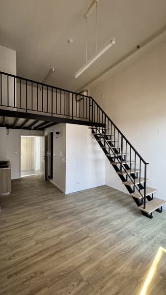 Blossom Condo @ Fashion Beyond, Bangkok, Ratchada-Ramintra Road, Khan Na Yao, Bangkok, 1 Bedroom, 35 sqm, Condo For Sale, by Thapakorn Kamenketkarn, 11680111 - DDproperty.com