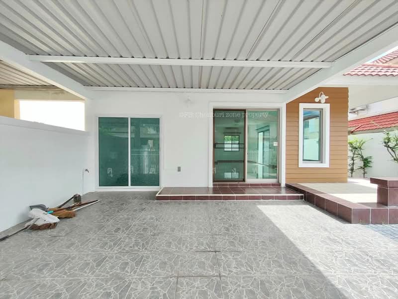 ให้เช่าบ้านแฝด ม.เฮ้าส์ออฟคานารี สวนเสือ ศรีราชา พร้อมอยู่, Chon Buri (Pattaya), Surasak, Si Racha, Chon Buri (Pattaya), 4 Bedrooms, 160 sqm, Single Detached House For Rent, by Dusit Saengfa, 11680238 - DDproperty.com